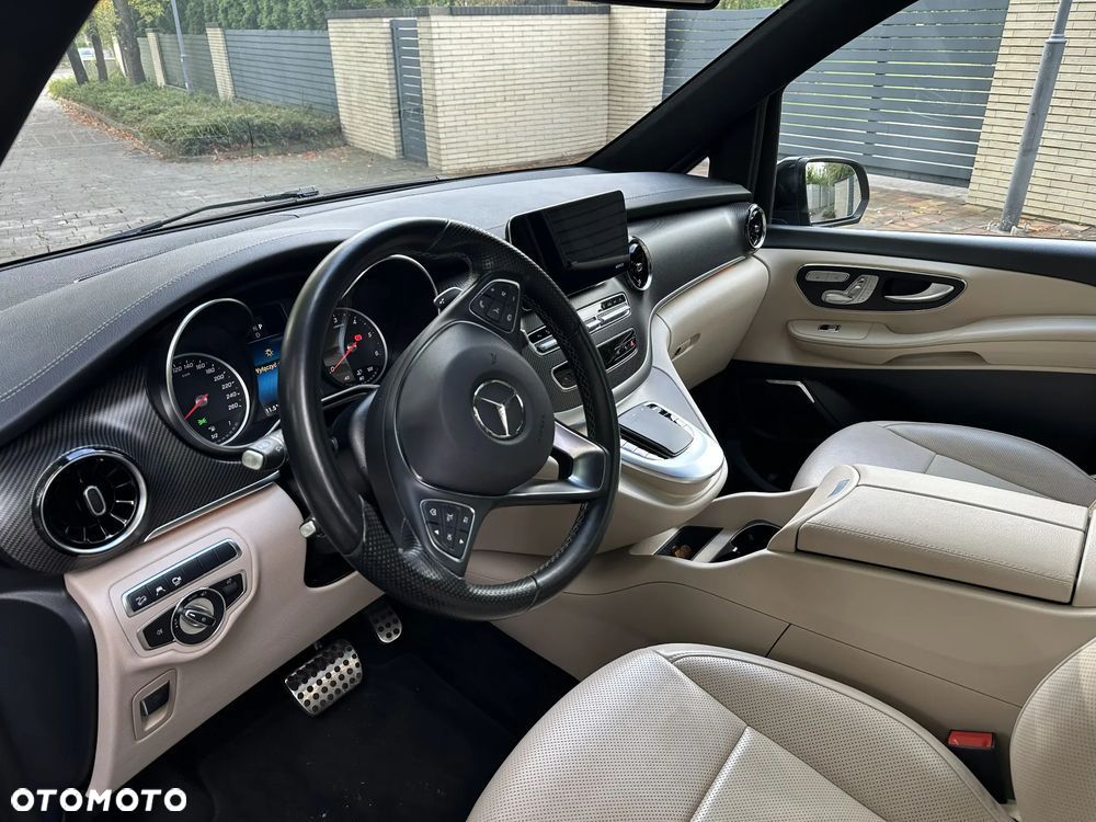 Mercedes-Benz Klasa V 300 d 4-Matic Exclusive 9G-Tronic (d³ugi) - 9