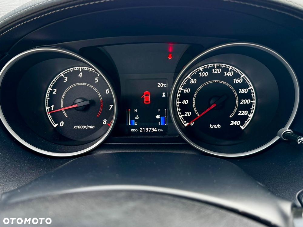 Mitsubishi Outlander 2.0 Invite 2WD EU5 - 8
