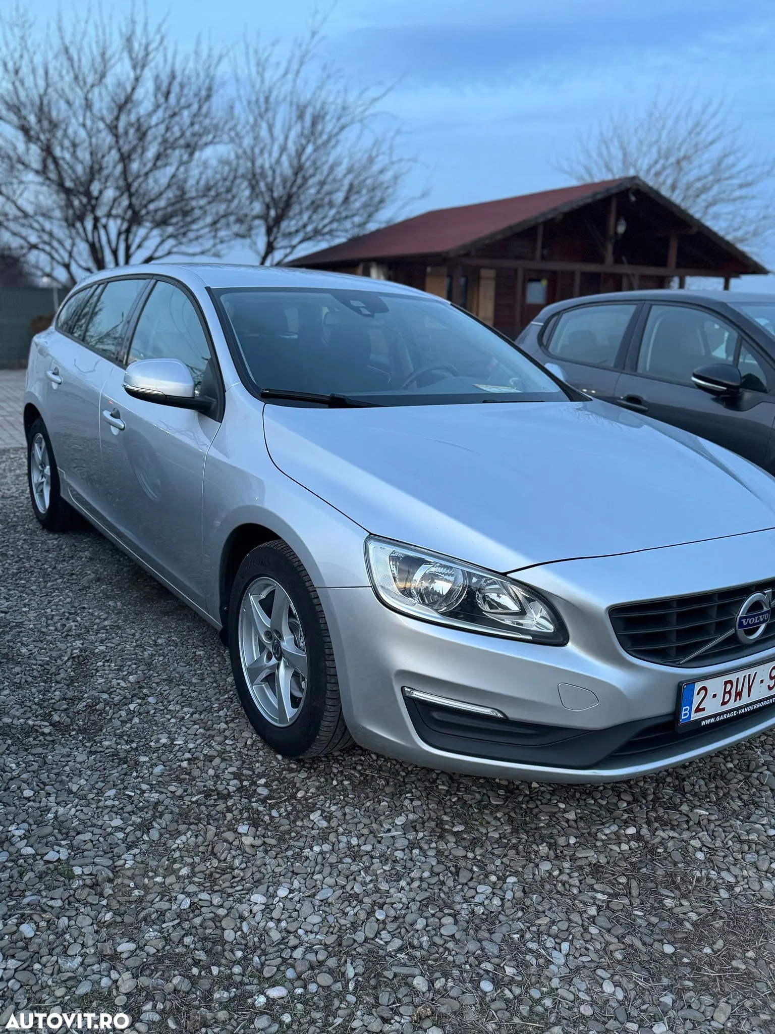 Volvo V60 D2 Kinetic - 10