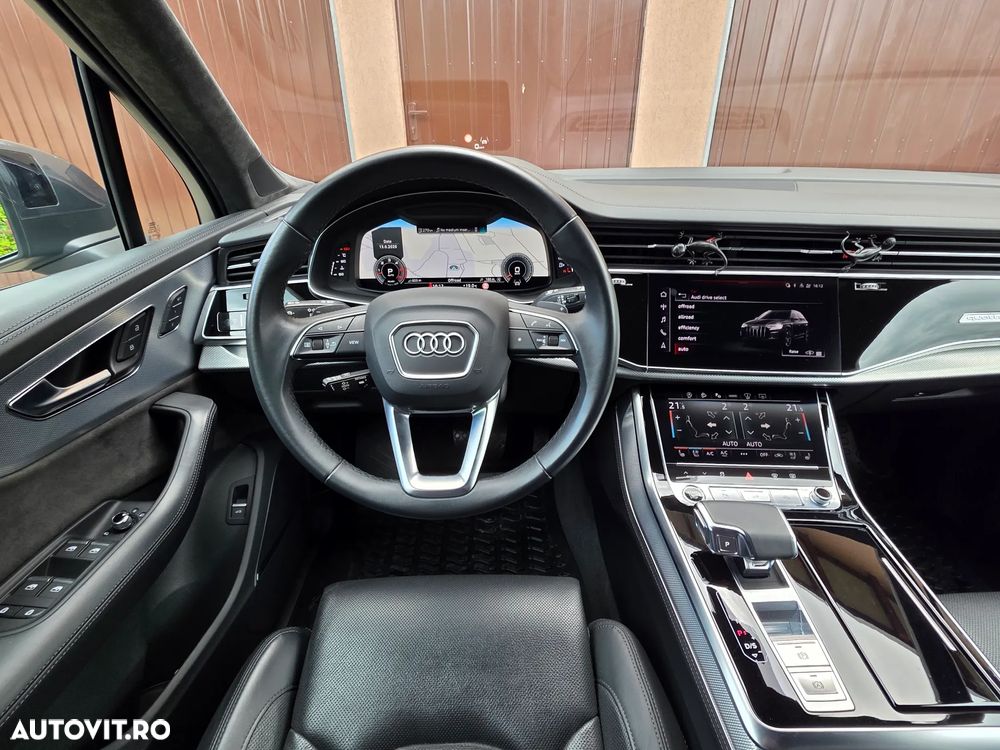 Audi Q7 - 7