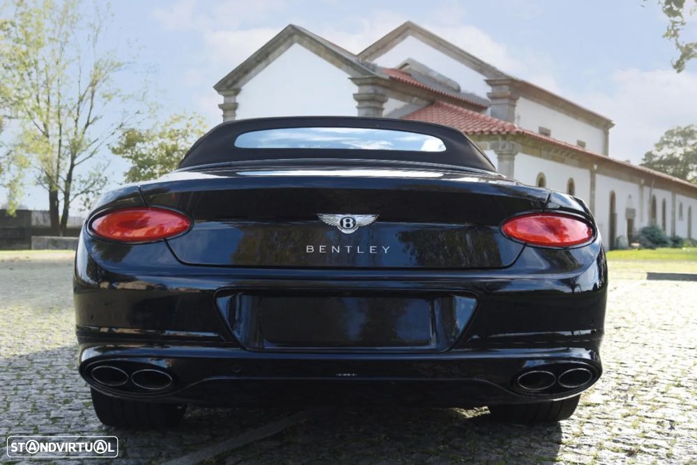 Bentley Continental Cabrio GT V8 - 38