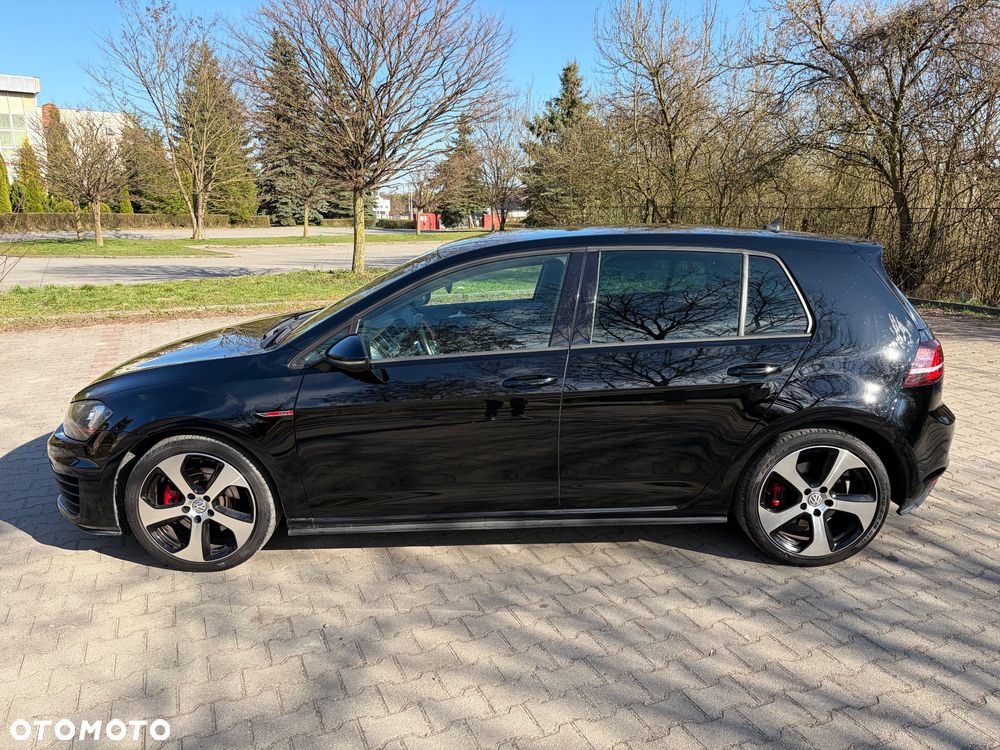 Volkswagen Golf GTI BlueMotion Technology - 5