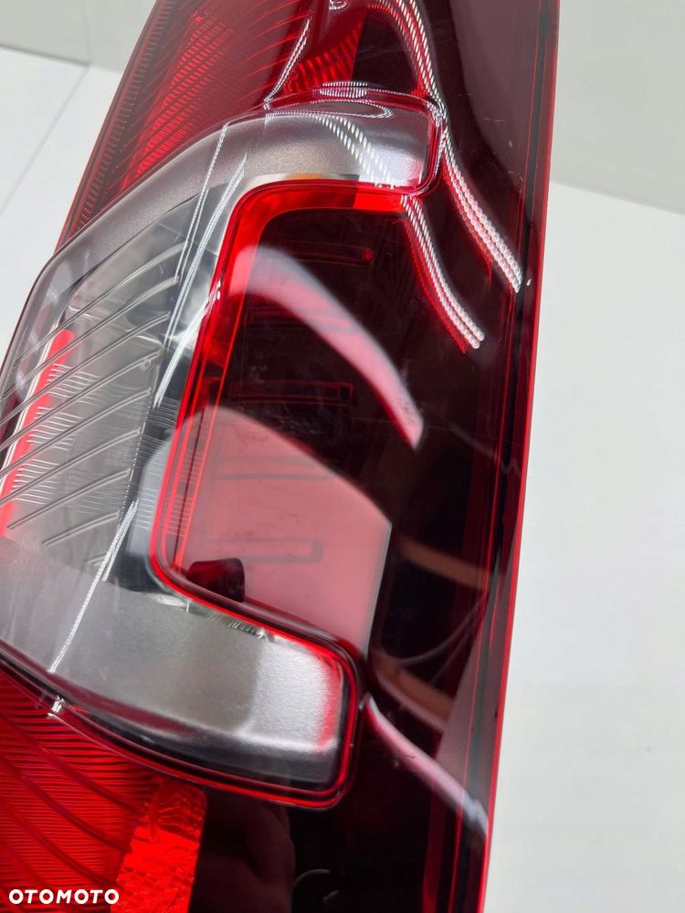 PEUGEOT RIFTER PRAWA LAMPA TYŁ 9820554880 - 7