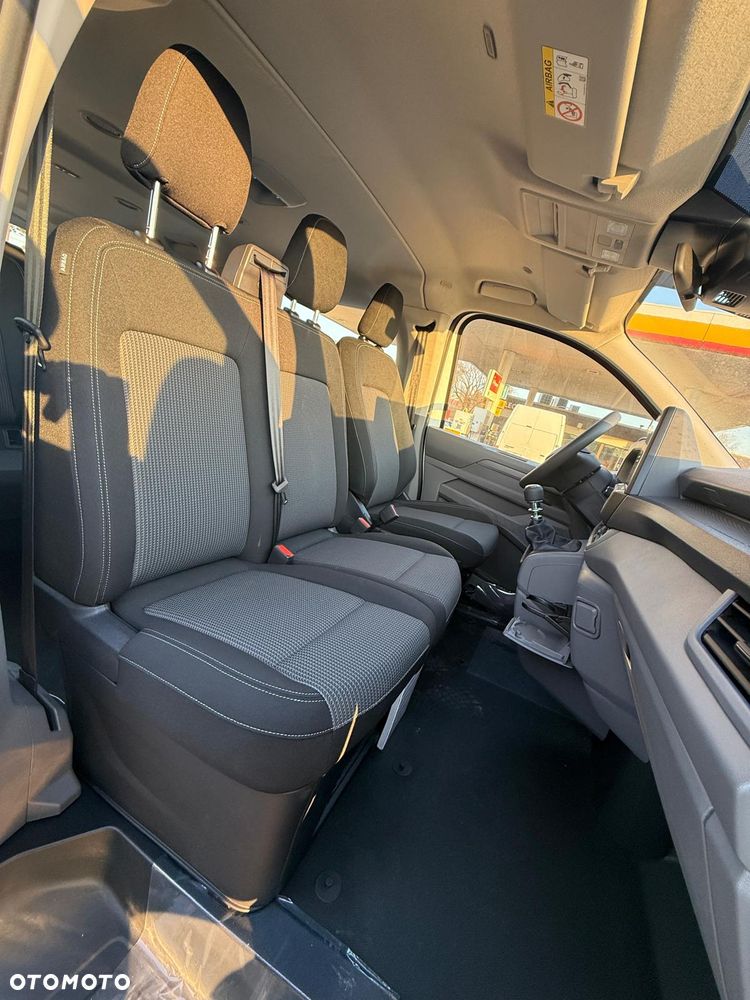 Volkswagen Transporter Kombi L2H1 - 8