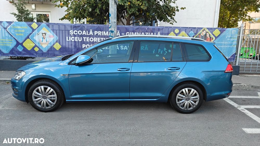 Volkswagen Golf 2.0 TDI BlueMotion Technology DSG Lounge - 32
