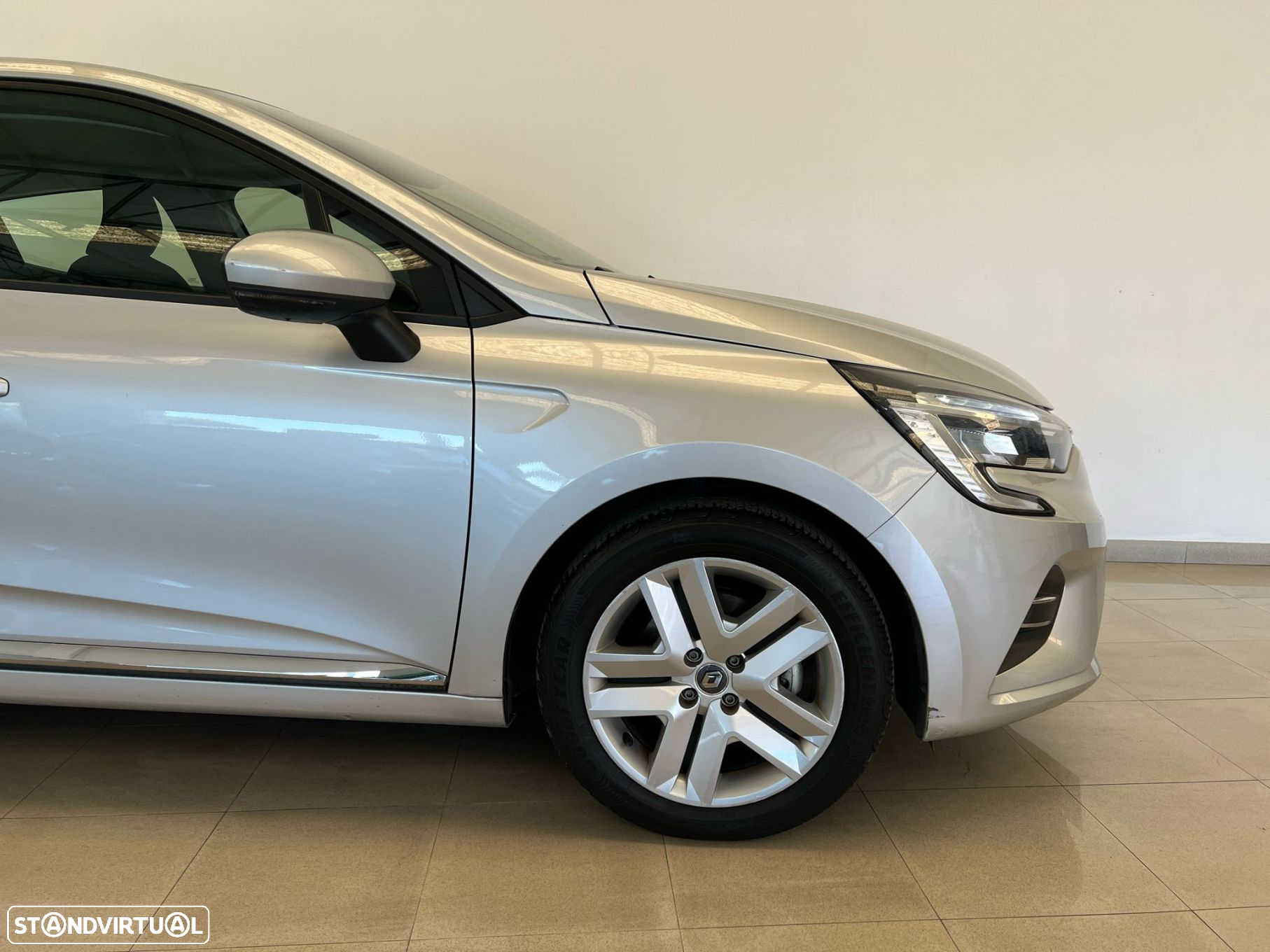 Renault Clio 1.6 E-Tech Full Hybrid Engineered - 9