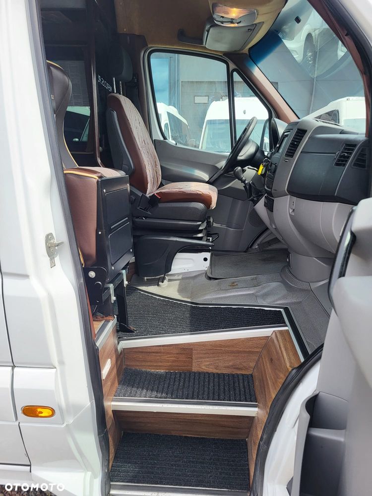 Mercedes-Benz Sprinter 519 CDI 24 miejsca + 4 stojące - 9