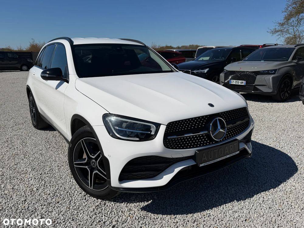 Mercedes-Benz GLC 200 d 4Matic 9G-TRONIC AMG Line - 25