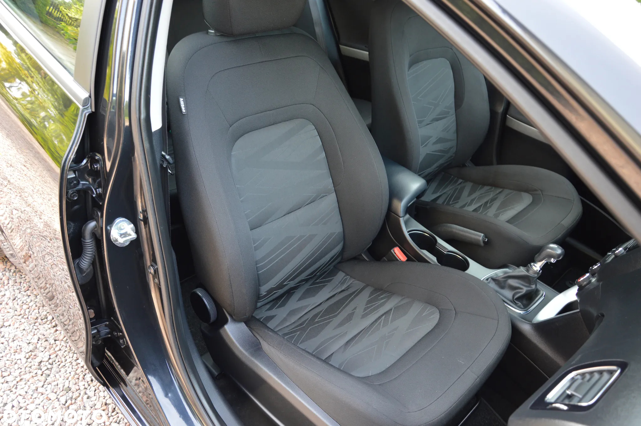 Kia Ceed - 25