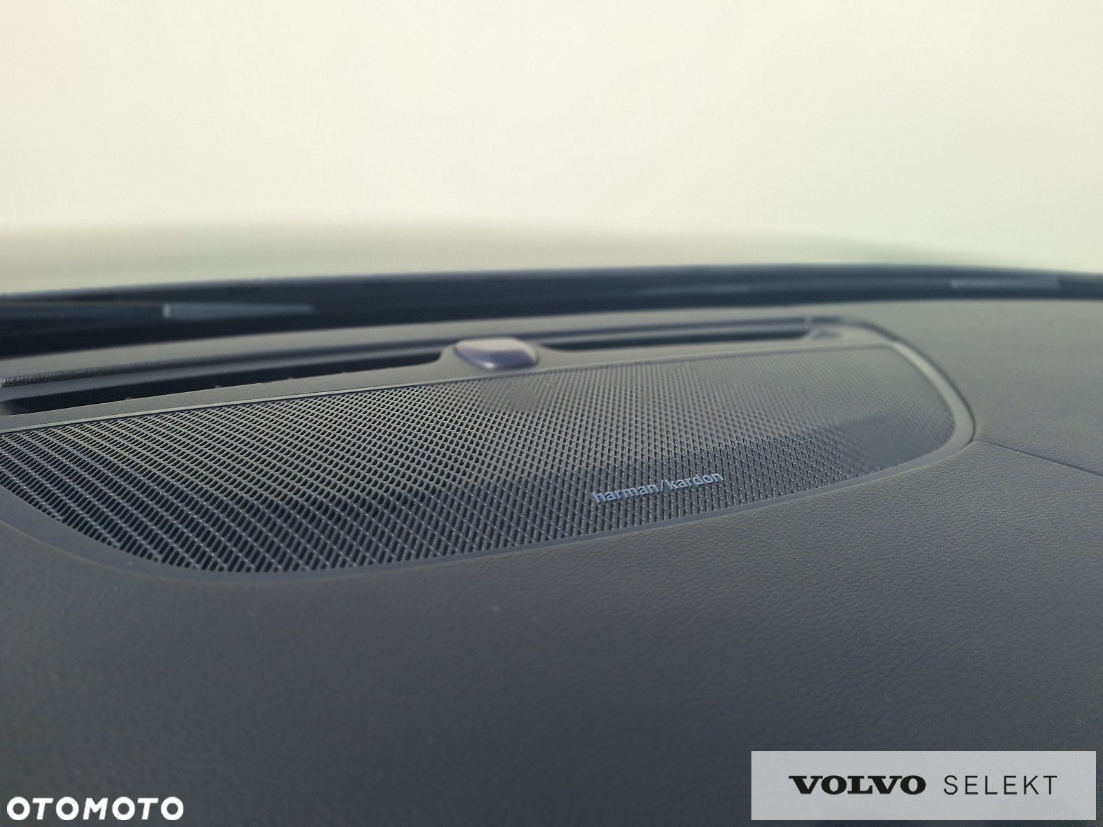 Volvo S90 - 34