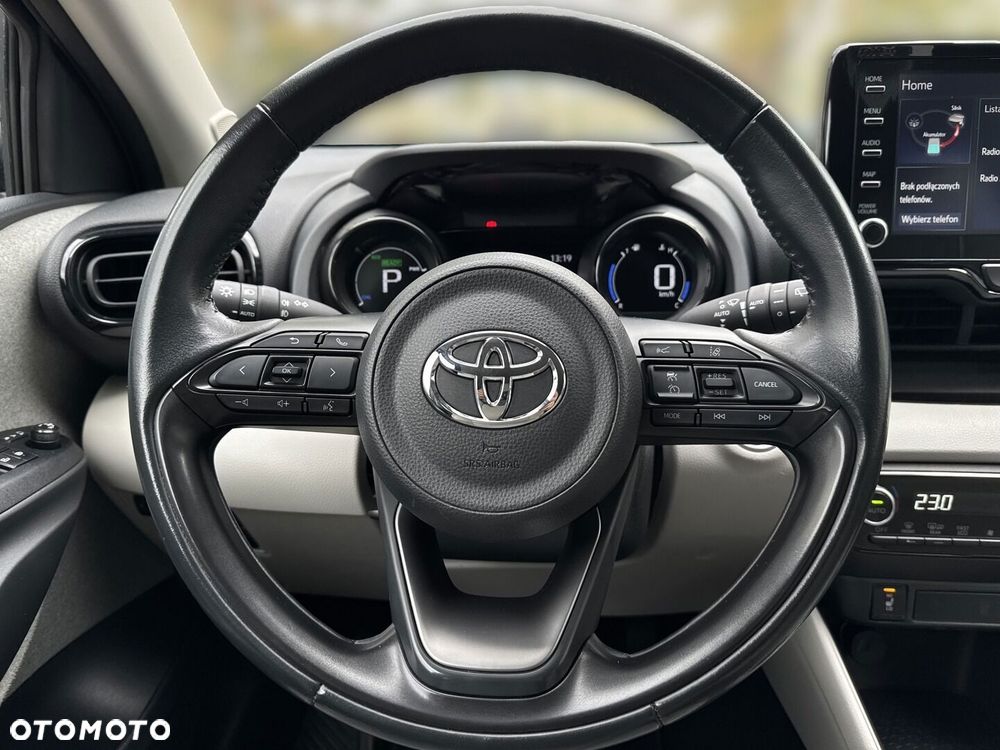 Toyota Yaris Hybrid 1.5 Executive - 29