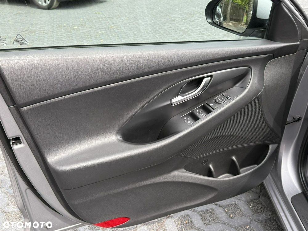 Hyundai i30 1.5 DPI Modern - 12