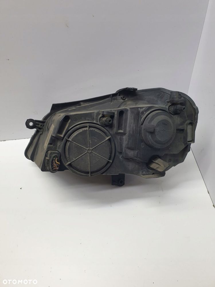 REFLEKTOR LAMPA PRZEDNIA PRAWA PRZÓD PRAWY VW POLO 9N3 - 9