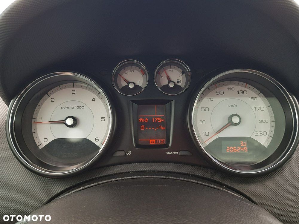 Peugeot 308 1.6 HDi Premium - 22