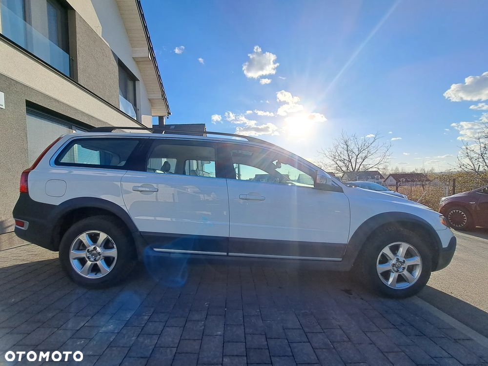 Volvo XC 70 - 4