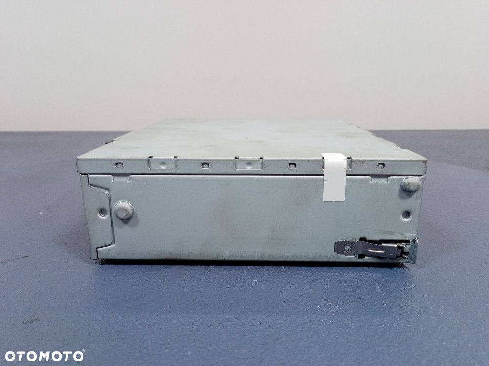 AUDI Q7 I 4L TUNER RADIOWY 4F0035061 - 4