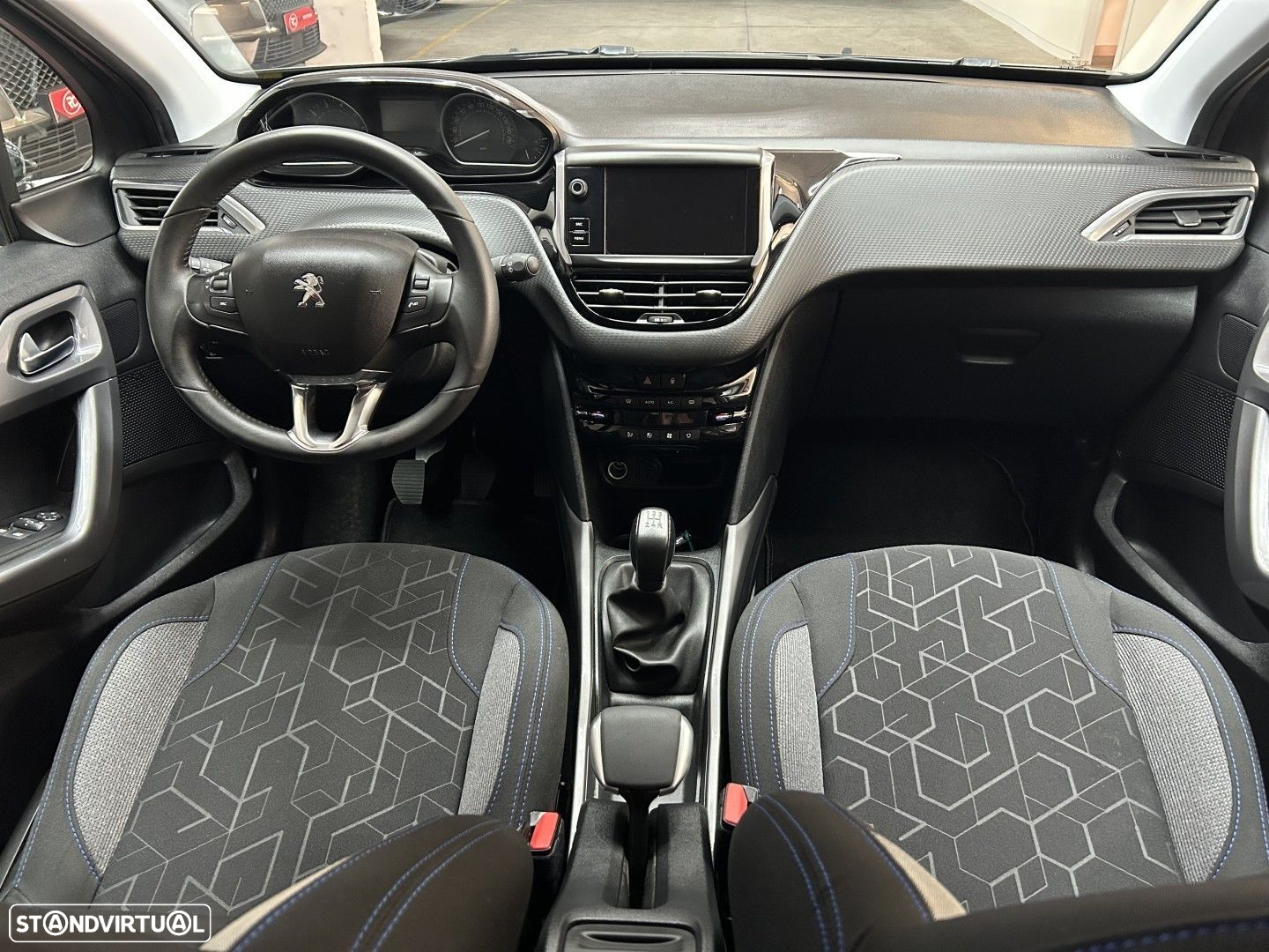 Peugeot 2008 1.2 PureTech Style - 15