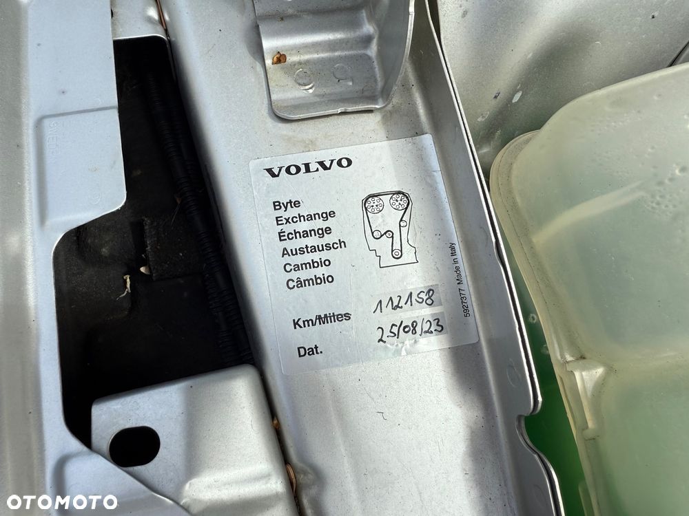 Volvo V40 T2 Drive-E Momentum - 22
