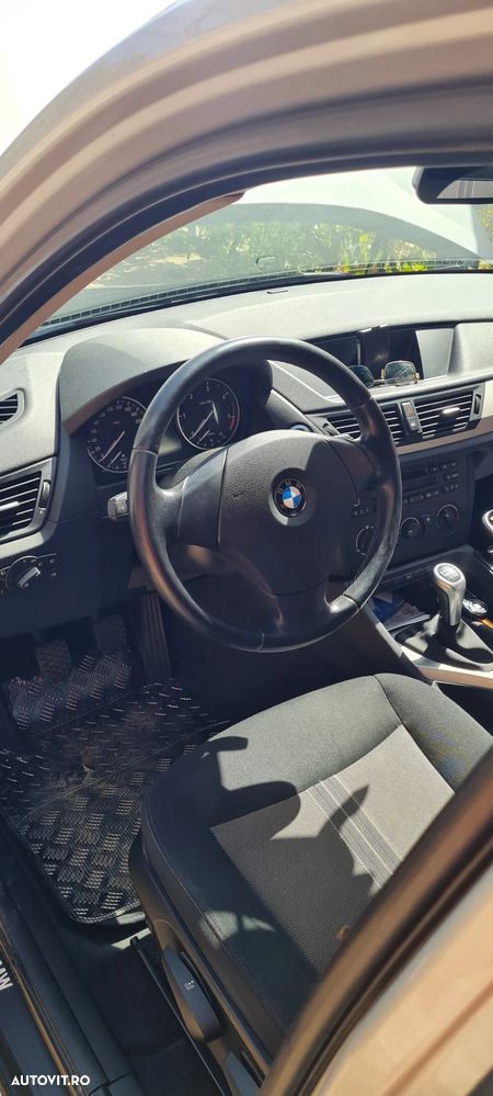 BMW X1 sDrive18d - 16