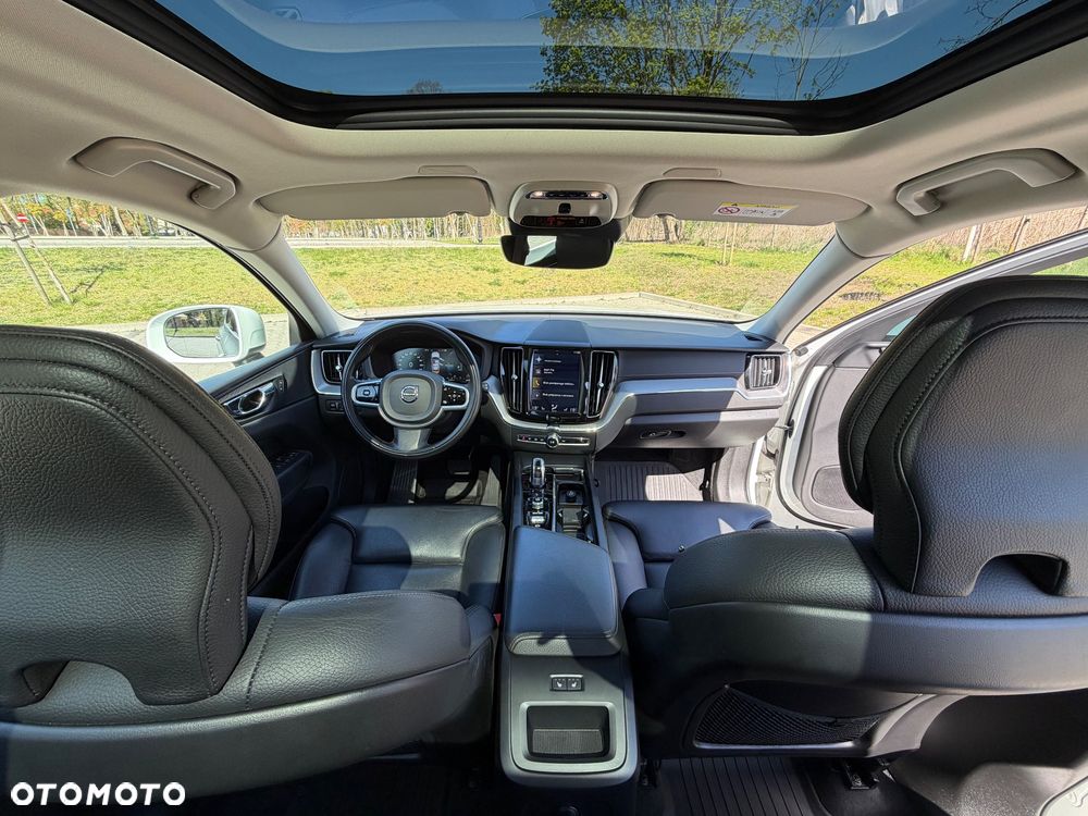 Volvo XC 60 T8 AWD Plug-In Hybrid Inscription Expression - 18