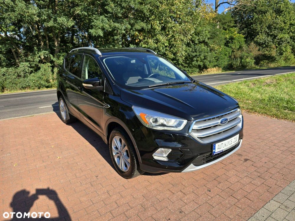 Ford Kuga - 10