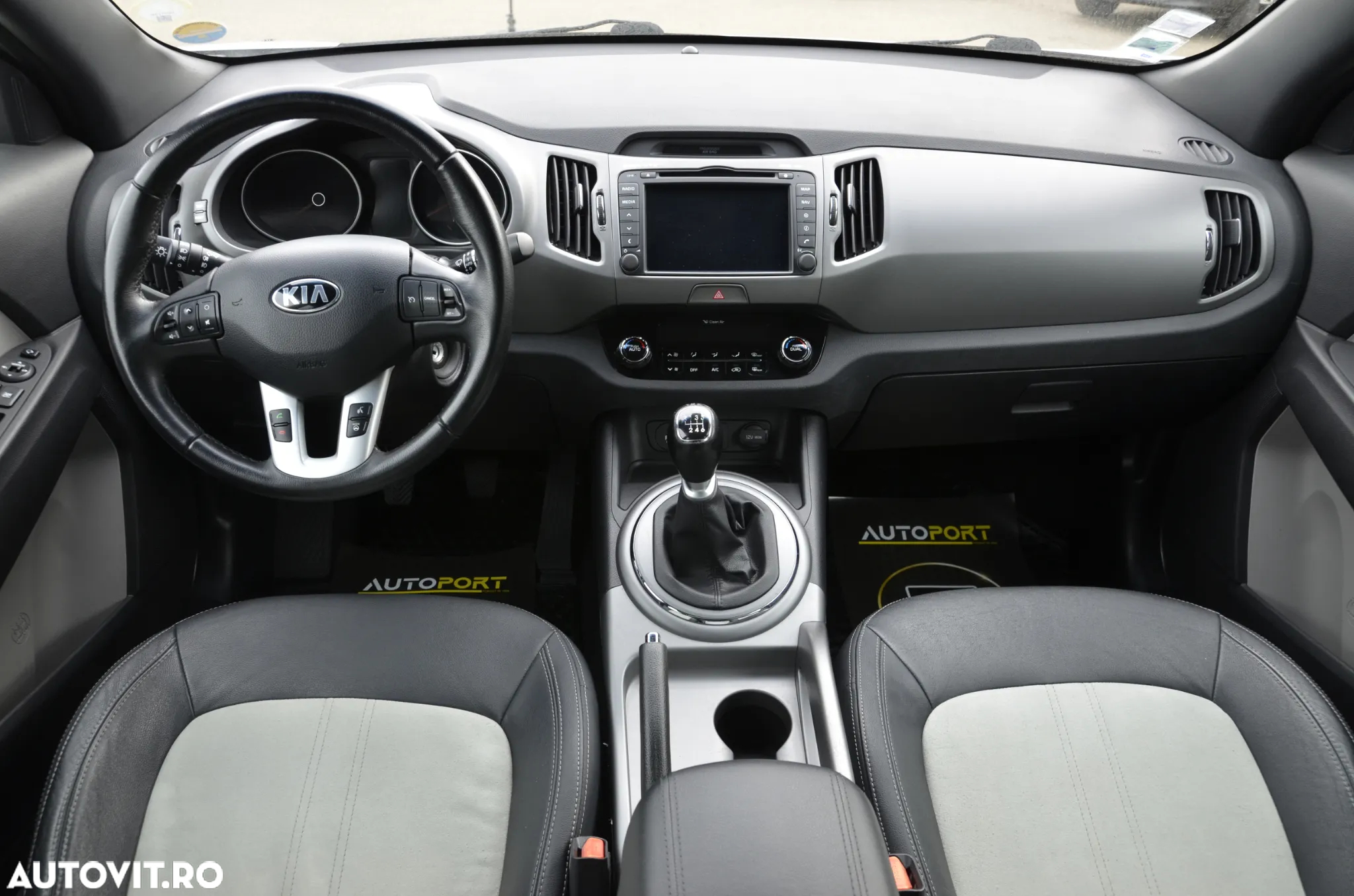 Kia Sportage 1.7 CRDI 2WD ISG Attract - 11