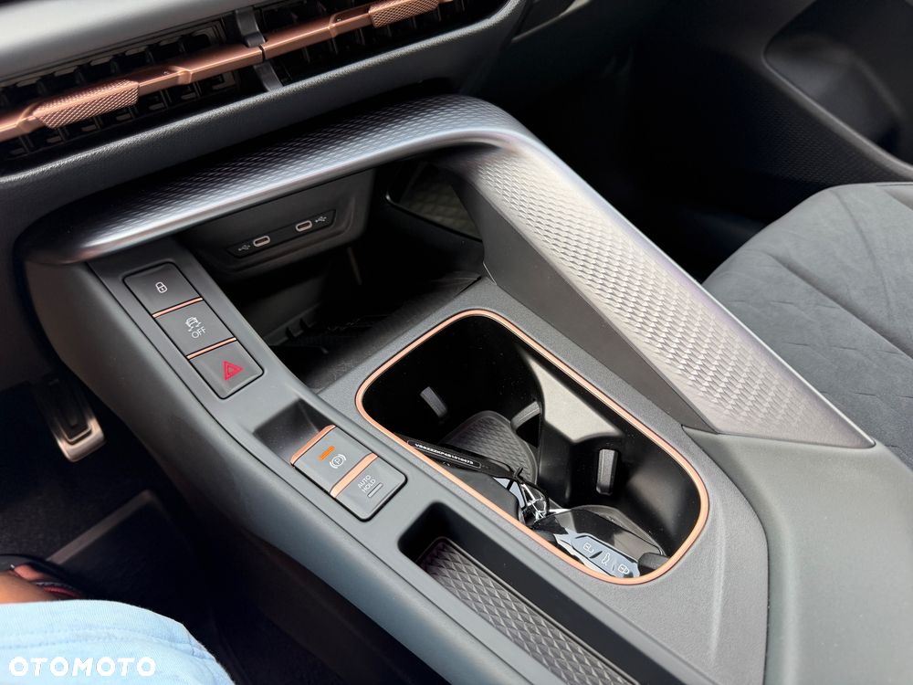 Cupra Terramar 1.5 eTSI mHEV Advantage Edition DSG - 28