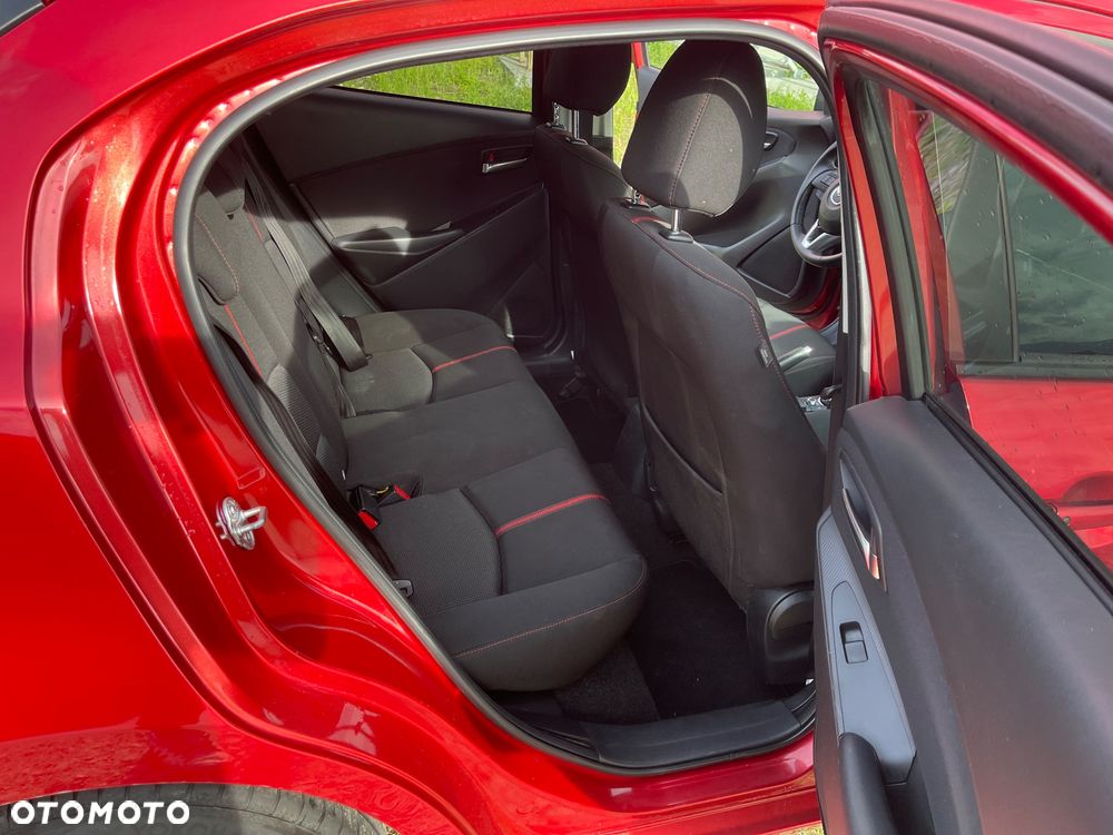 Mazda 2 - 24