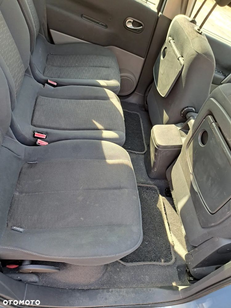 Renault Scenic - 33