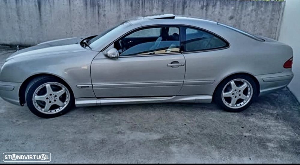 Mercedes-Benz CLK 200 - 4
