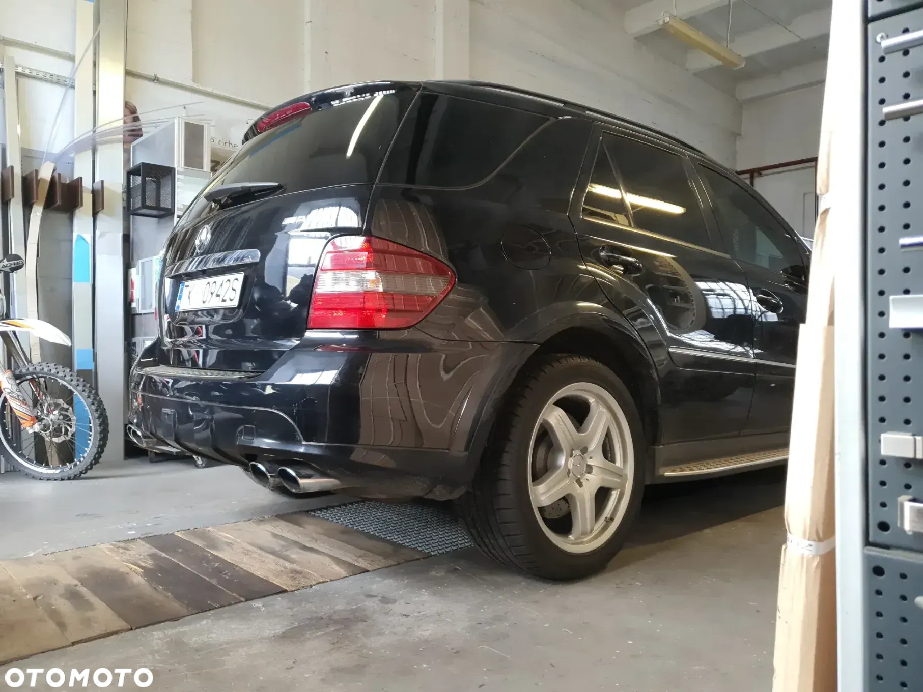 Mercedes-Benz ML 63 AMG 4-Matic - 16