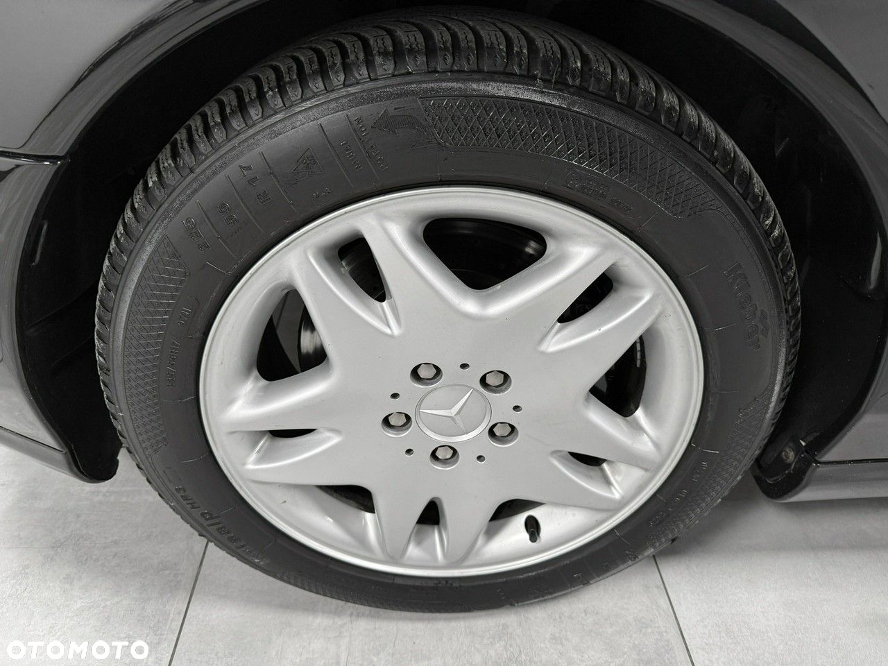 Mercedes-Benz CL - 11