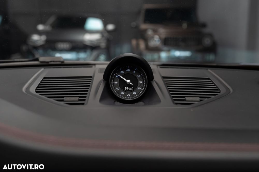 Porsche 911 - 19