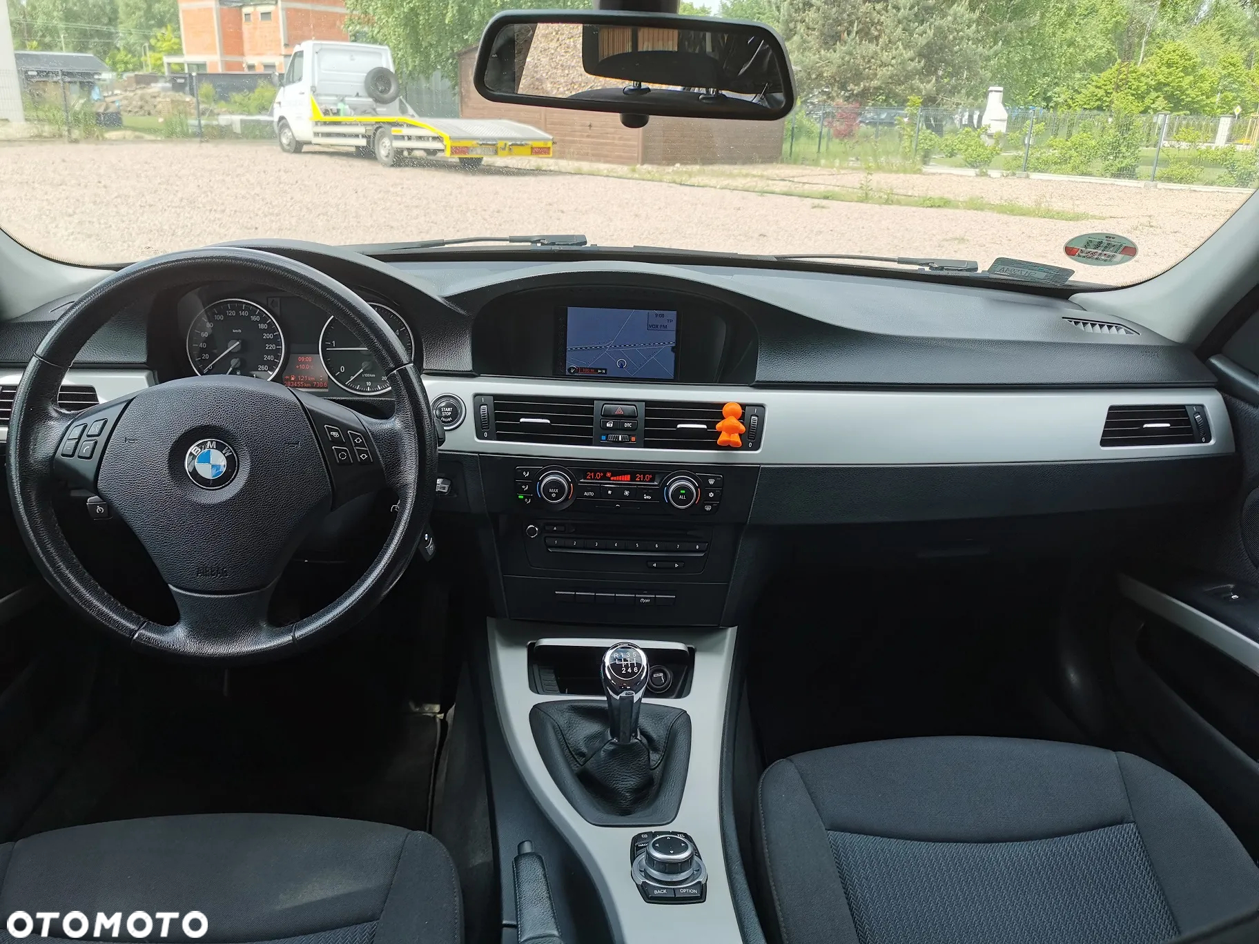 BMW Seria 3 318d - 15