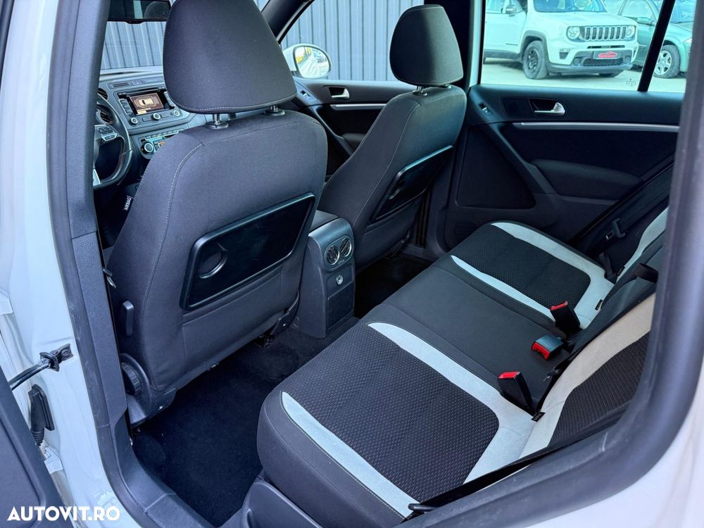 Volkswagen Tiguan - 9
