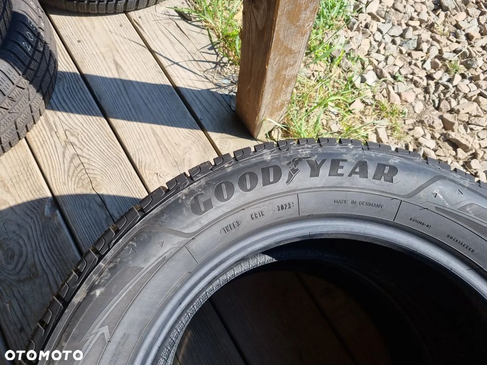 Opony Goodyear ULTRAGRIP PERFORMANCE + SUV 215/65R17 99v 2023r,7,7/6.7 super - 13