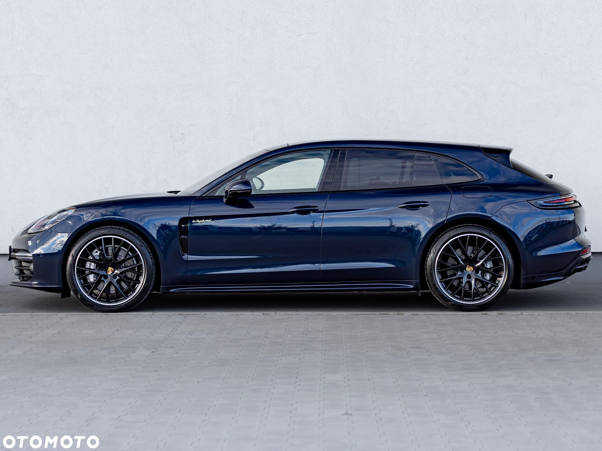 Porsche Panamera 4 10 Years Edition - 13