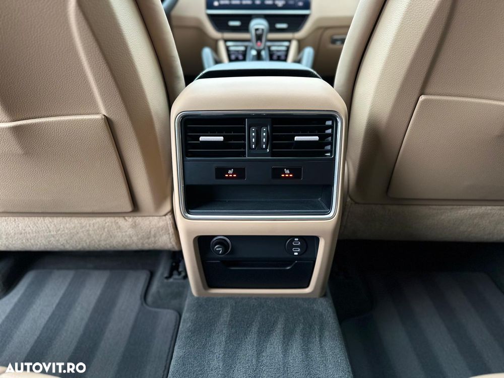 Porsche Cayenne Tiptronic S - 24
