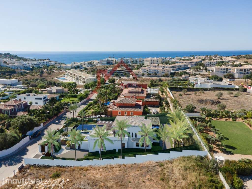 Moradia de Luxo T4 com Vista Mar em Porto de Mós, Lagos - Grande imagem: 4/38