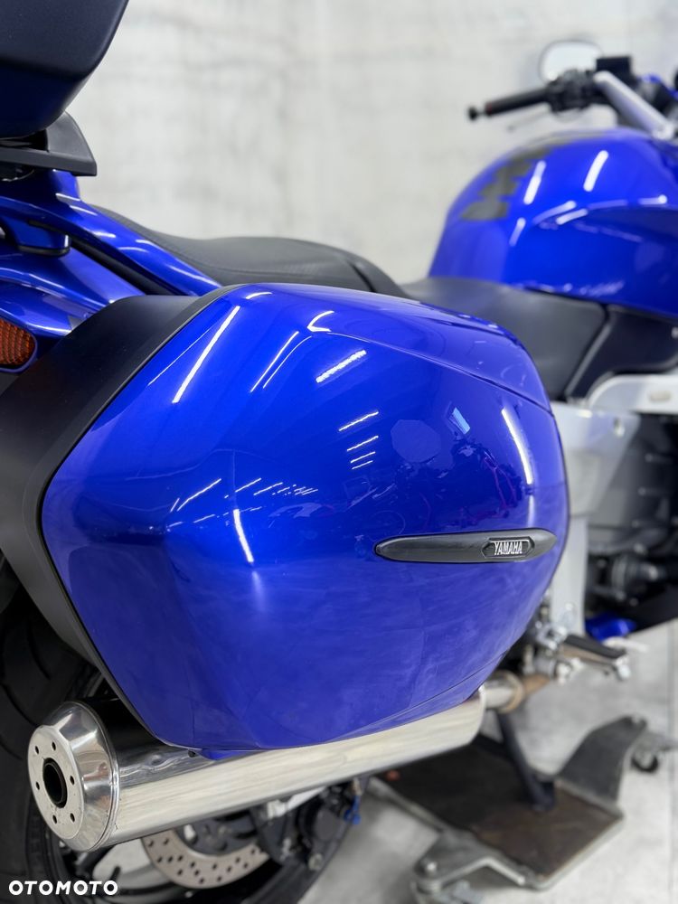 Yamaha FJR - 11