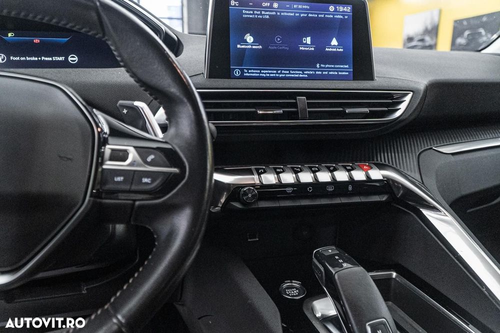 Peugeot 3008 1.2 PureTech 130 EAT8 Allure Pack - 28