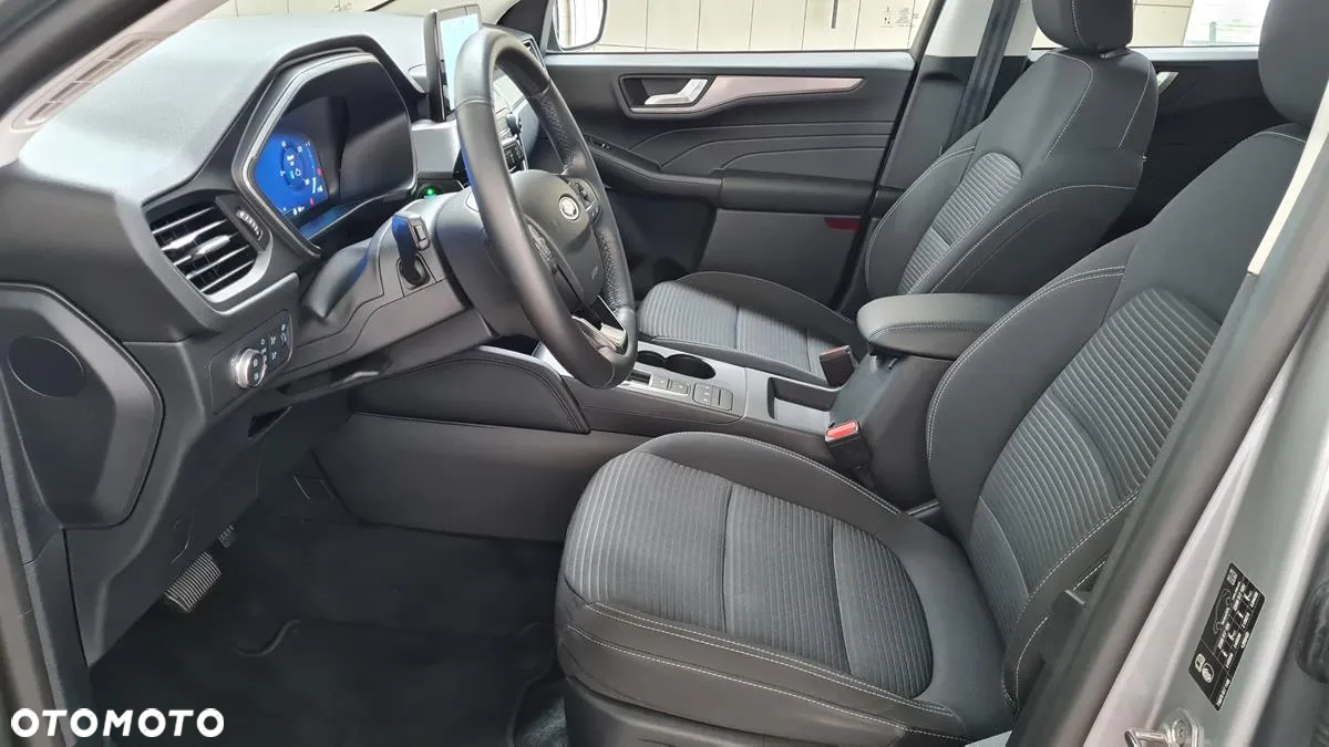 Ford Kuga 2.5 Duratec FHEV TITANIUM - 9