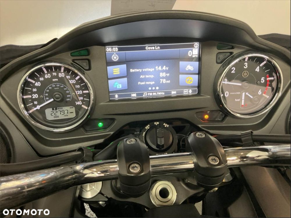 Yamaha Venture - 5
