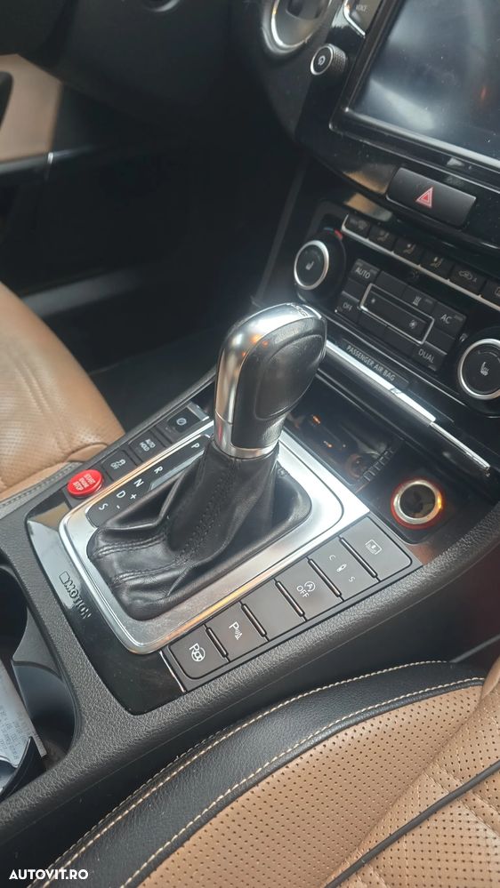 Volkswagen Passat 2.0 TDI 4Motion DSG BlueMotion Tech Exclusive - 5