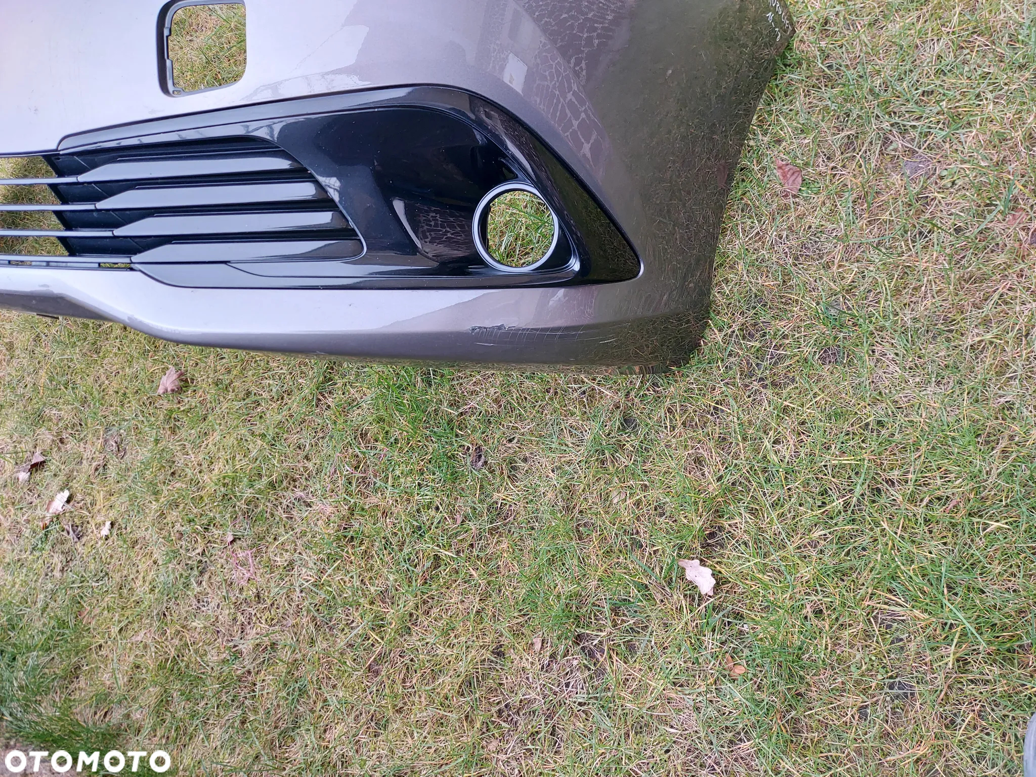 Toyota Auris II Lift 15-18 Zderzak Przód Przedni BEZ PDC Ładny Oryginał - 5