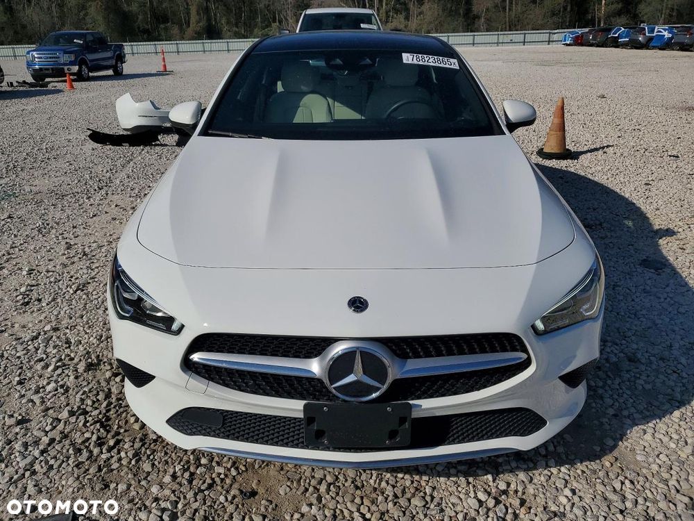 Mercedes-Benz CLA 250 4Matic 7G-DCT Edition 1 - 5