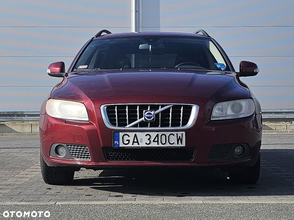 Volvo V70 2.0 Momentum - 9