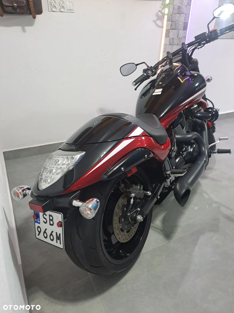 Suzuki Boulevard - 29