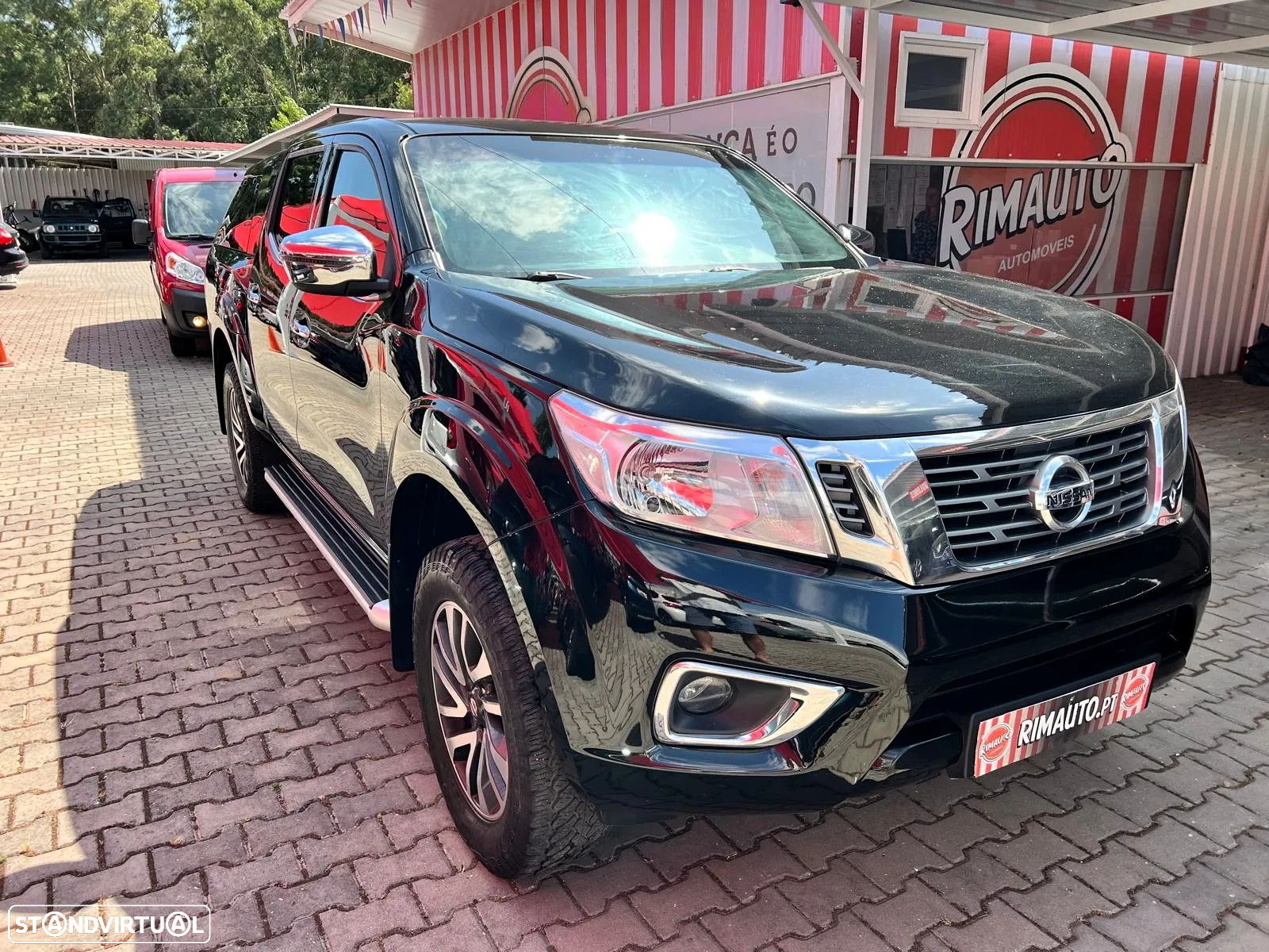 Nissan Navara 2.3 dCi CD 4WD Tekna - 9