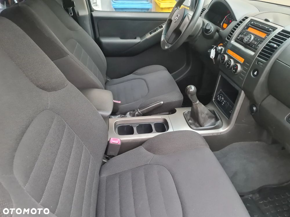 Nissan Pathfinder 2.5 DCi Comfort - 16